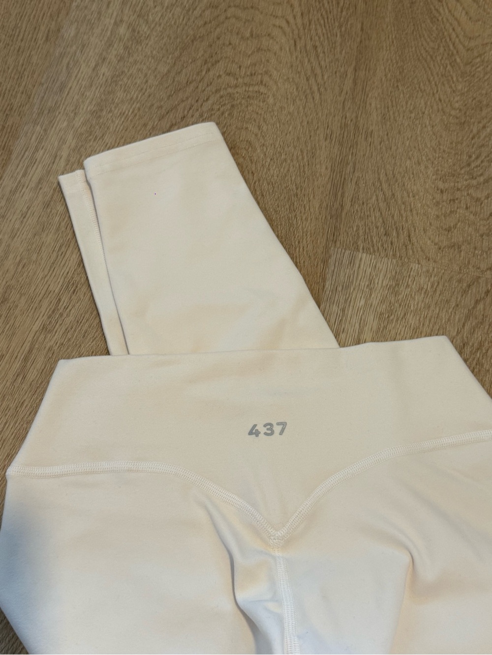 437 halter top and leggings - Picture 5 of 5